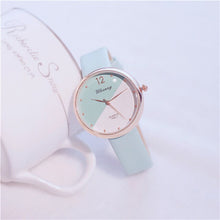Load image into Gallery viewer, Luxury Plastic Analog Wristwatch