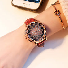 Load image into Gallery viewer, Crystal Flower Casual Dress Wristwatch